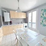 Appartement Dans Résidence Calme *
